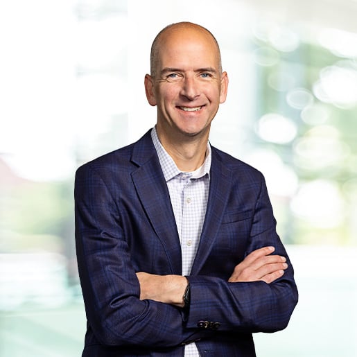 Tim Cook headshot